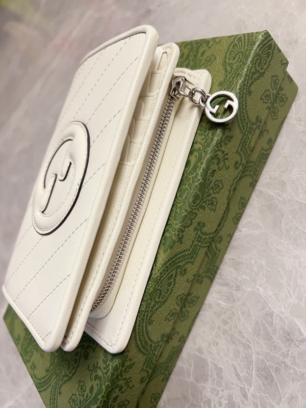 グッチ財布 レプリカ角部分ディテール